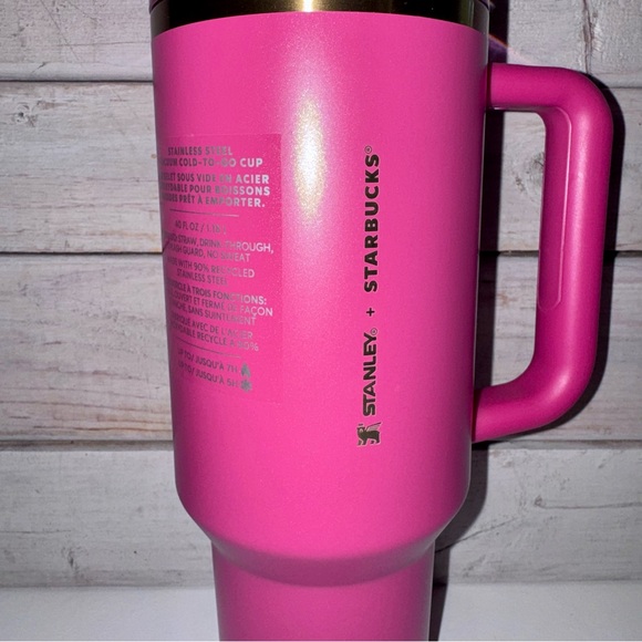 Stanley x Starbucks 40oz Quencher Tumbler Winter Berry Glitter & Gold NWT - Picture 2 of 10